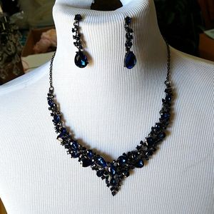 Necklace and earring set royal blue and black rhinestones
